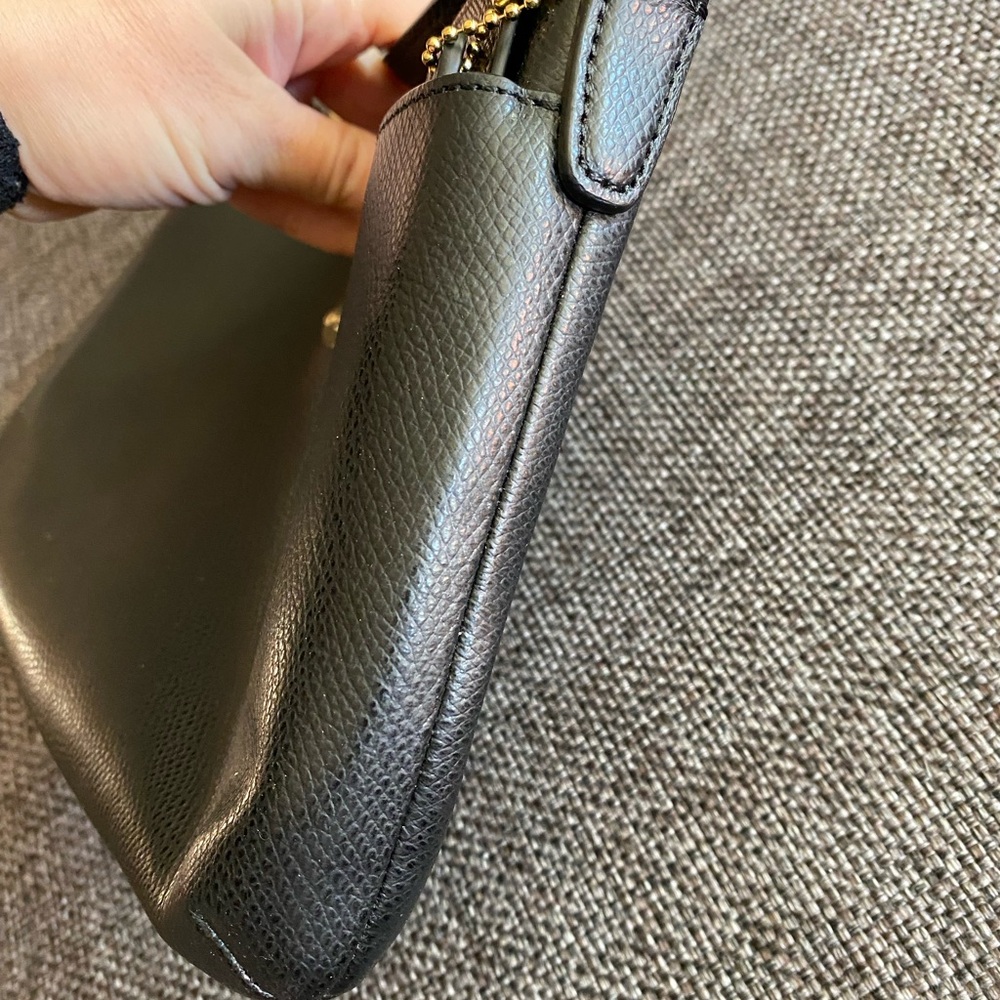 EUC Coach Crossgrain Leather Bag & Pouch F529881 East West Pop Crossbody - Picture 14 of 16